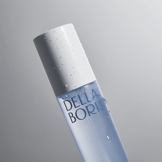 Brume visage Della Born aux algues fermentees, hydratation et eclat de la peau.