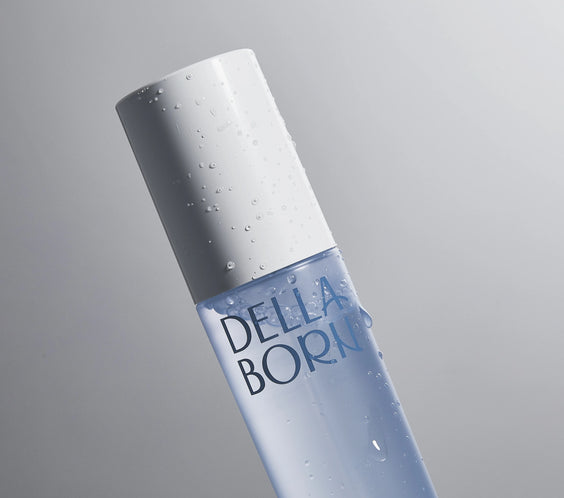 Brume visage Della Born aux algues fermentees, hydratation et eclat de la peau.